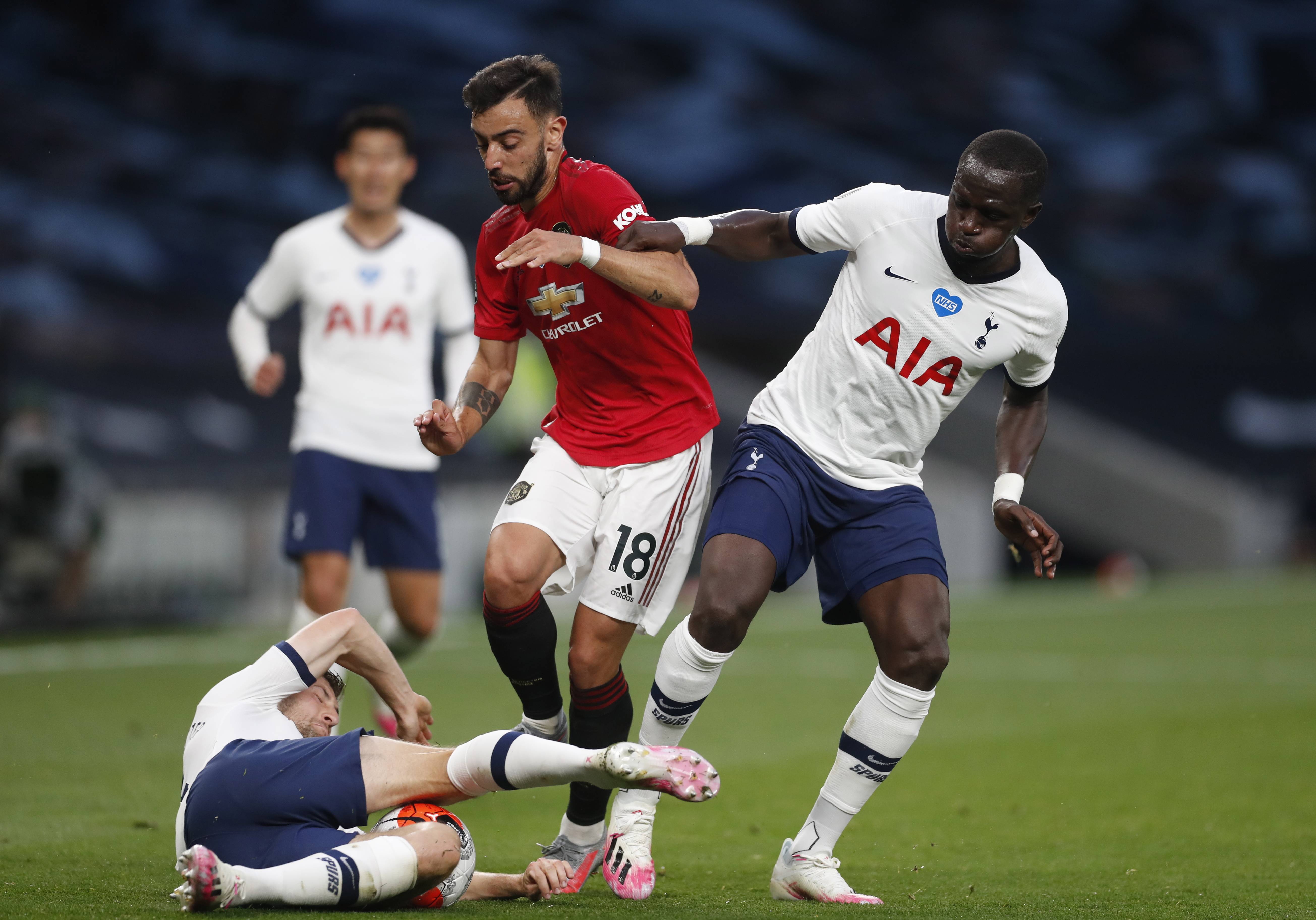 的動作備受 的動作備受